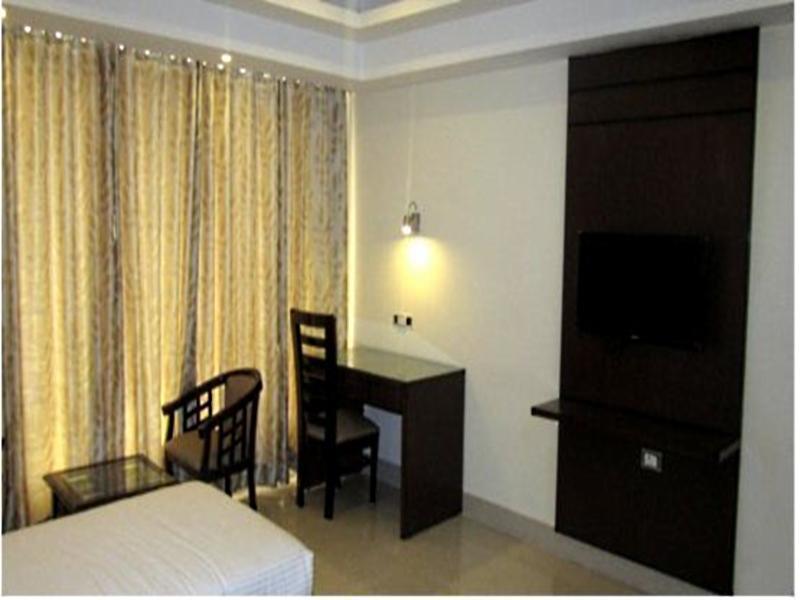 The Pearl Grand Hotel Dehradun Exterior foto